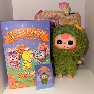 Babythree (Baby Three) Fairy Tale Kindergarten Dinosaur